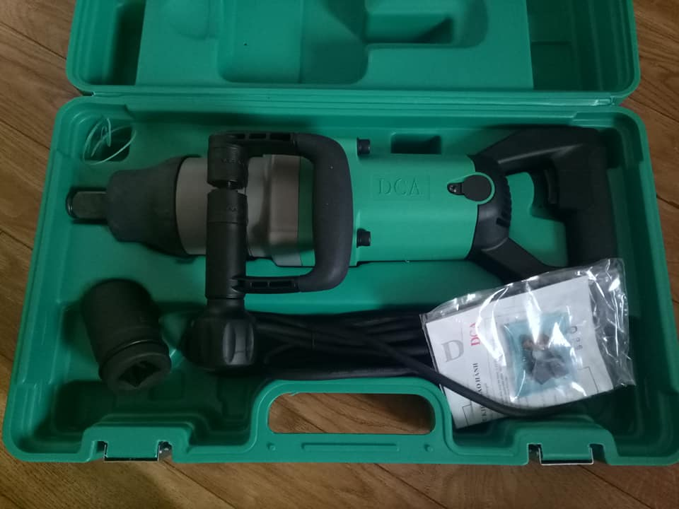 Máy SiếtBuloong DCA APB30